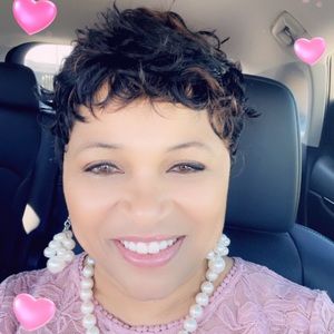 Meet your Posher, Teketa